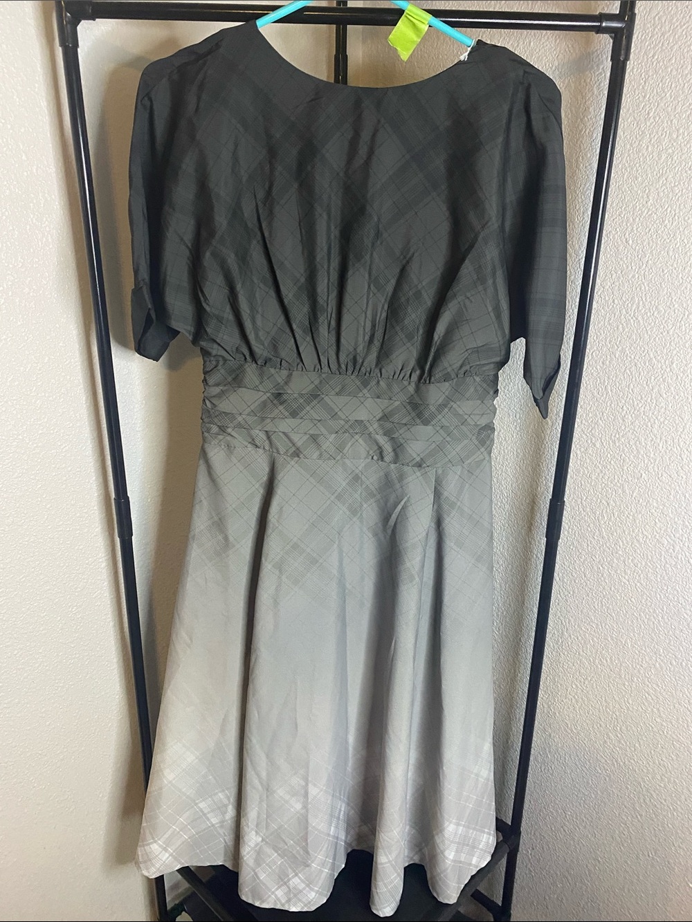 Women’s Gray Ombre Plaid Midi Dress